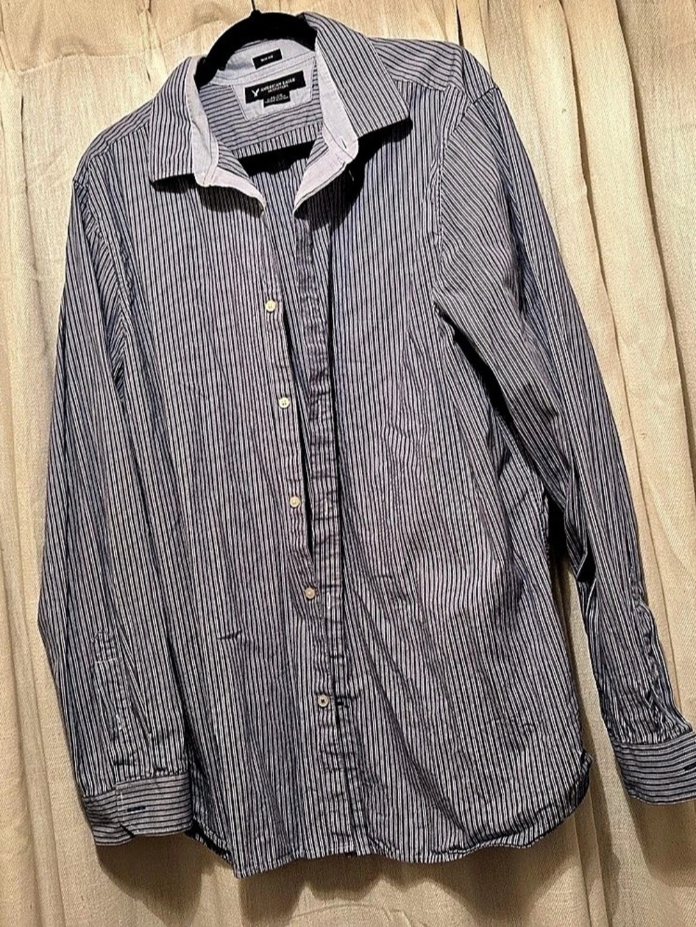 American Eagle Outfitters Men's Striped Button Down Shirt
